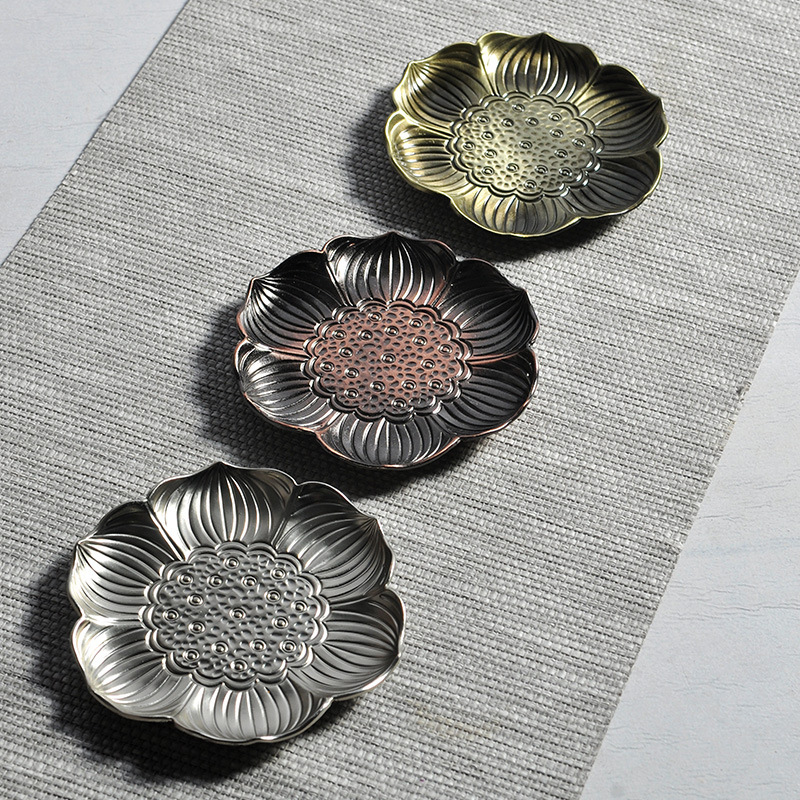 Phụ kiện bộ trà Kung Fu bán buôn, chất liệu hợp kim đồng, đế lót ly trà, giá đỡ ly trà, thảm trà, đế lót ly đồng sáng tạo hình hoa sen