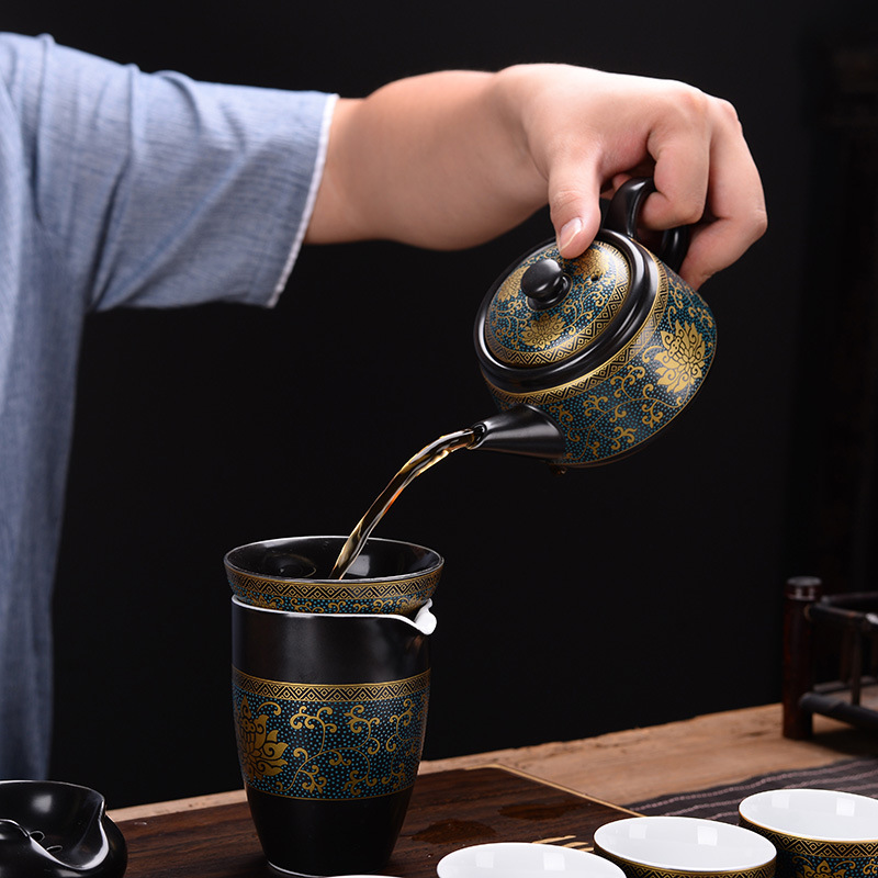 Ấm trà cổ điển gốm sứ sáng tạo thủ công sơn vàng gia dụng cỡ lớn 250ml Ấm Trà Công Phu logo