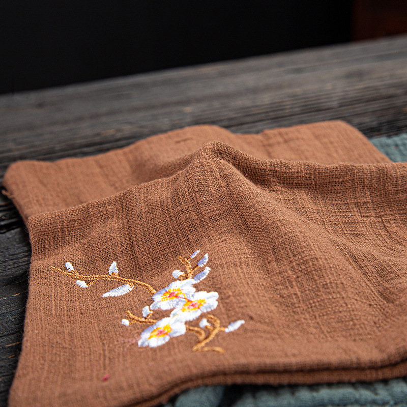 Nhà sản xuất bán buôn khăn trà cotton và lanh thêu phong cách Nhật Bản dày thấm nước trà bộ trà Zen Kung Fu khăn lau khăn