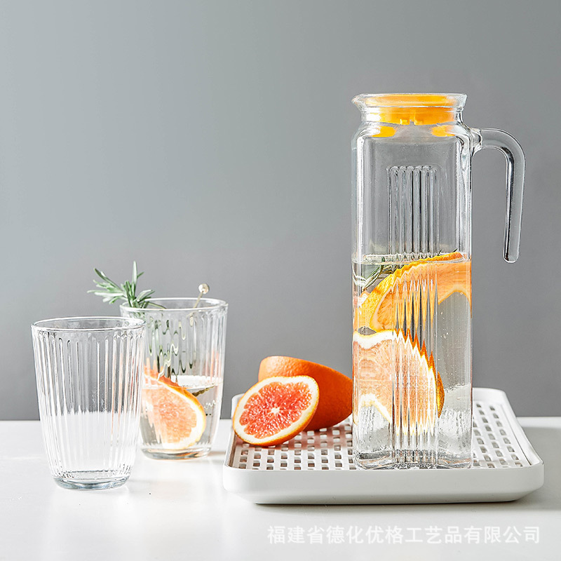 Cốc uống nước thủy tinh màu đơn giản Instagram Bắc Âu nhập khẩu Ý Cốc pha trà chịu nhiệt Bộ gia dụng