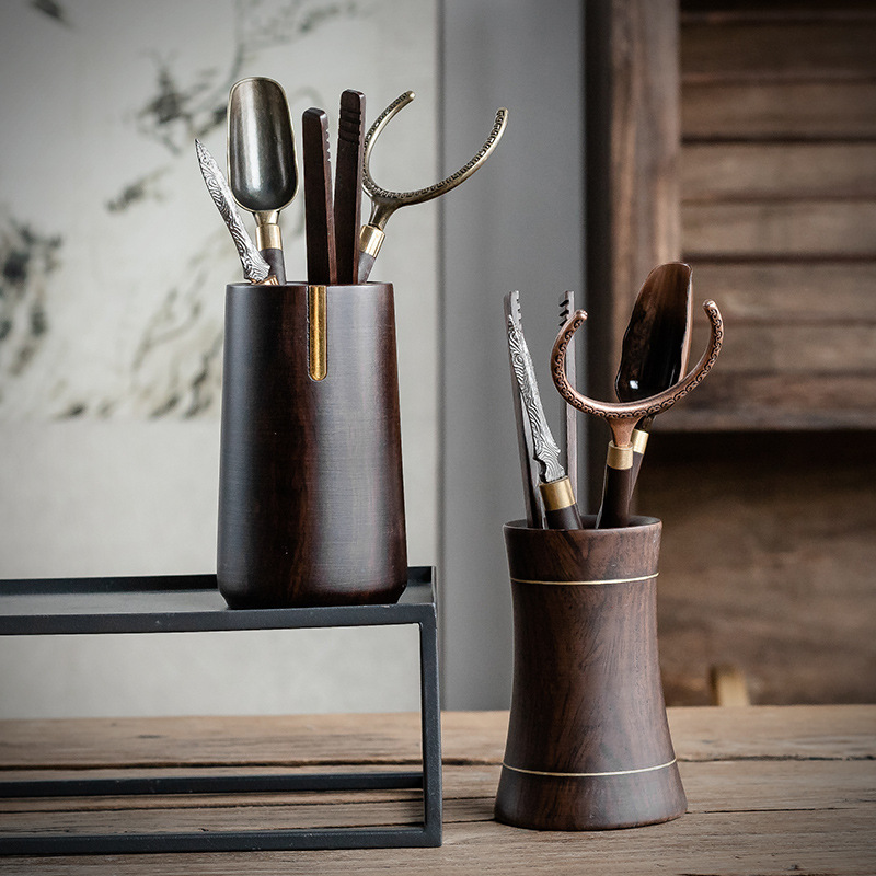 Bán buôn trà đạo bằng gỗ Đàn hương đen Bộ sáu quý ông Bộ trà gỗ Đàn hương đen Bộ Trà Công Phu bằng tre kết hợp nghệ thuật trà đồ trang trí khay trà