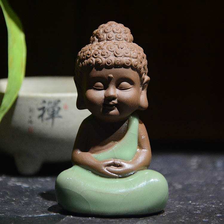 Đồ trang trí Tượng Phật nhỏ trong gia đình