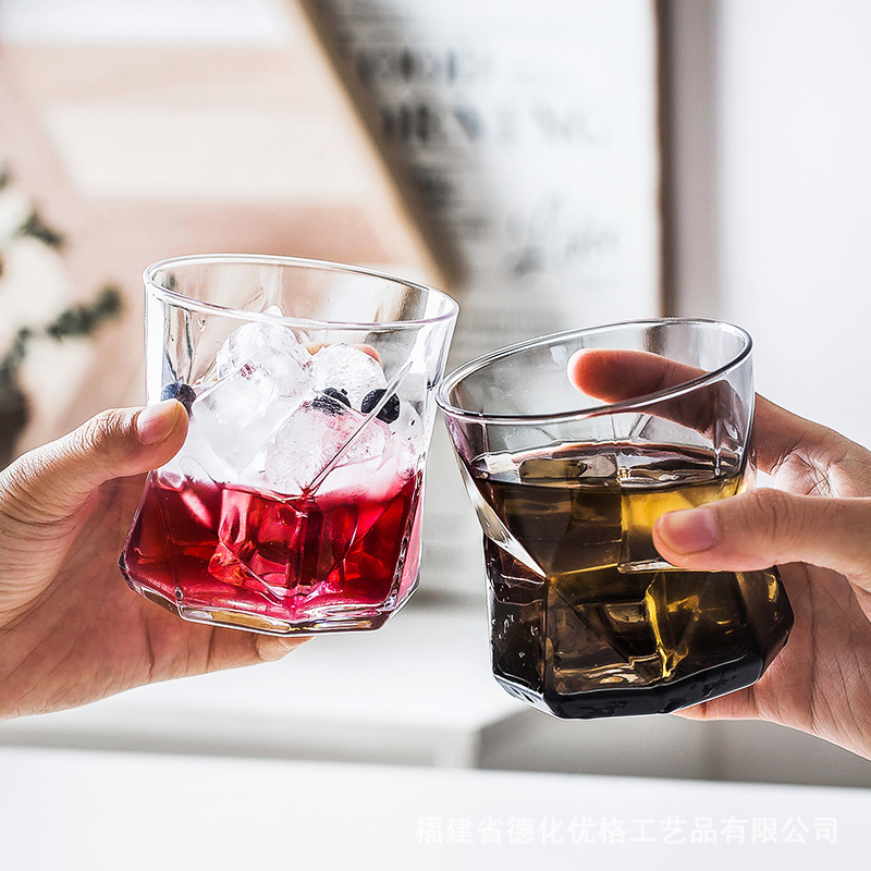 Cốc uống nước trái cây thủy tinh nhập khẩu Pomioli cốc nước gia dụng thiết kế hình học cá tính sáng tạo cốc Wei