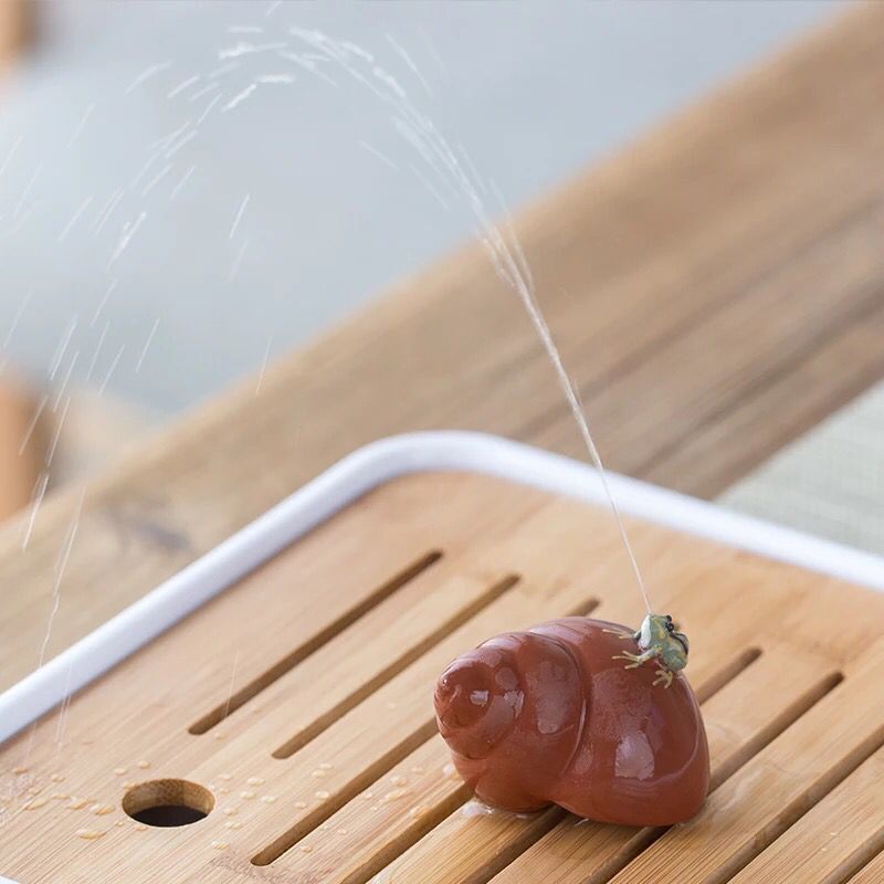 Bán buôn ốc sên thủ công phun nước cát tím vật nuôi trà nhỏ đồ trang trí mini tay cầm có thể nuôi trà chơi trà đạo trang sức