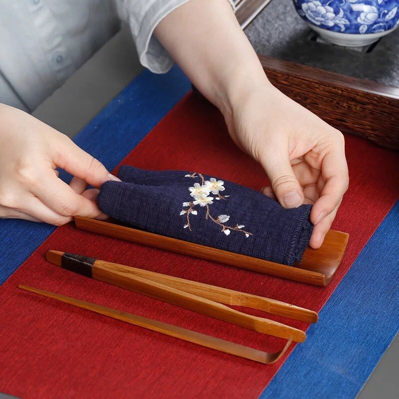 Khăn lau trà kiểu Trung Hoa chất liệu cotton và lanh, dày dặn, thấm hút, thêu tay, làm phụ kiện lót ly trà