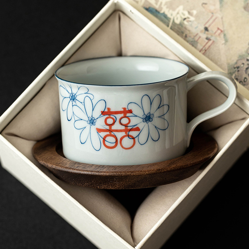 Vẽ tay Daisy Double Happiness Coffee Cup Bộ cốc và đĩa Cốc uống nước gia dụng Cốc mug Cốc trà chiều tinh tế Cốc nước