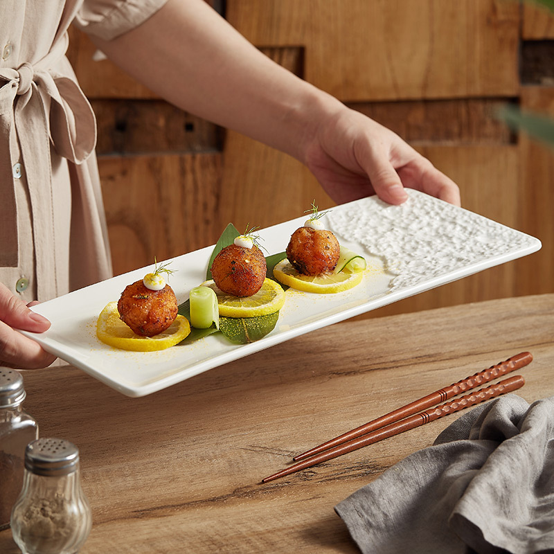 Mẫu đá đĩa hình chữ nhật Đĩa ăn tối phương Tây đĩa phẳng dễ tiếp cận sang trọng khái niệm nghệ thuật món ăn bộ đồ ăn đĩa sushi gốm trắng cao cấp