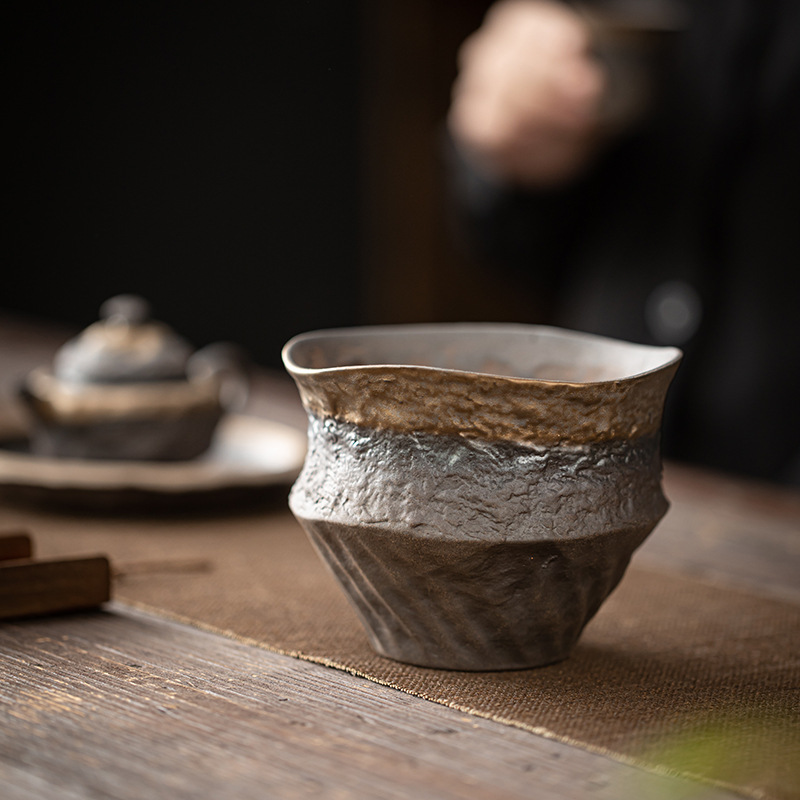 Gốm sứ Muhe Jianshui gốm thô mạ Vàng men sắt Thùng xỉ trà Thùng nước thải Rửa chén Rửa chén đồ trang trí để bàn phụ kiện trà đạo