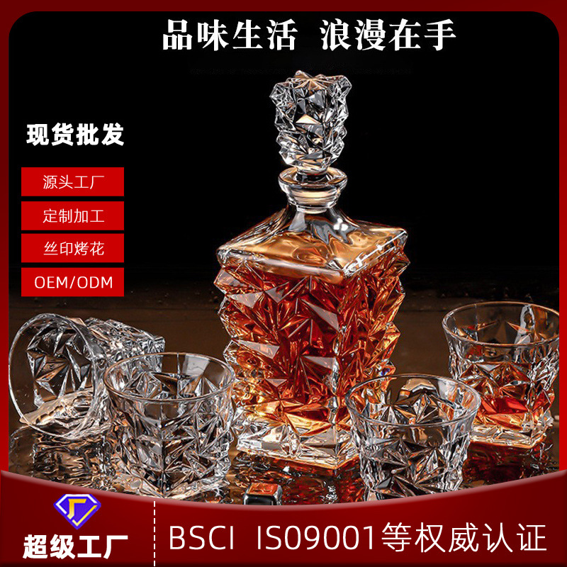 Ly rượu Whisky phong cách Châu Âu ly rượu thủy tinh pha lê cao cấp gia dụng sáng tạo chạm khắc chai rượu Bộ quầy bar bán buôn