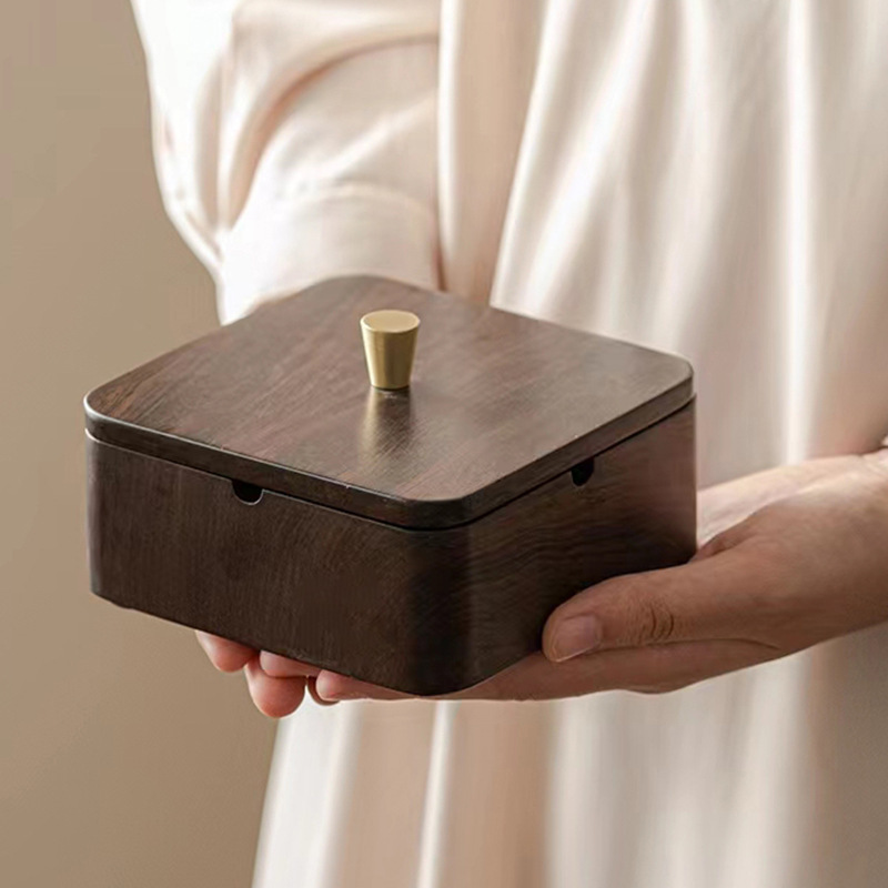 Gạt tàn vuông gỗ nguyên khối gỗ mun có nắp trang trí trang trí chống gió chống tro bay văn phòng gia dụng Gạt tàn thời trang