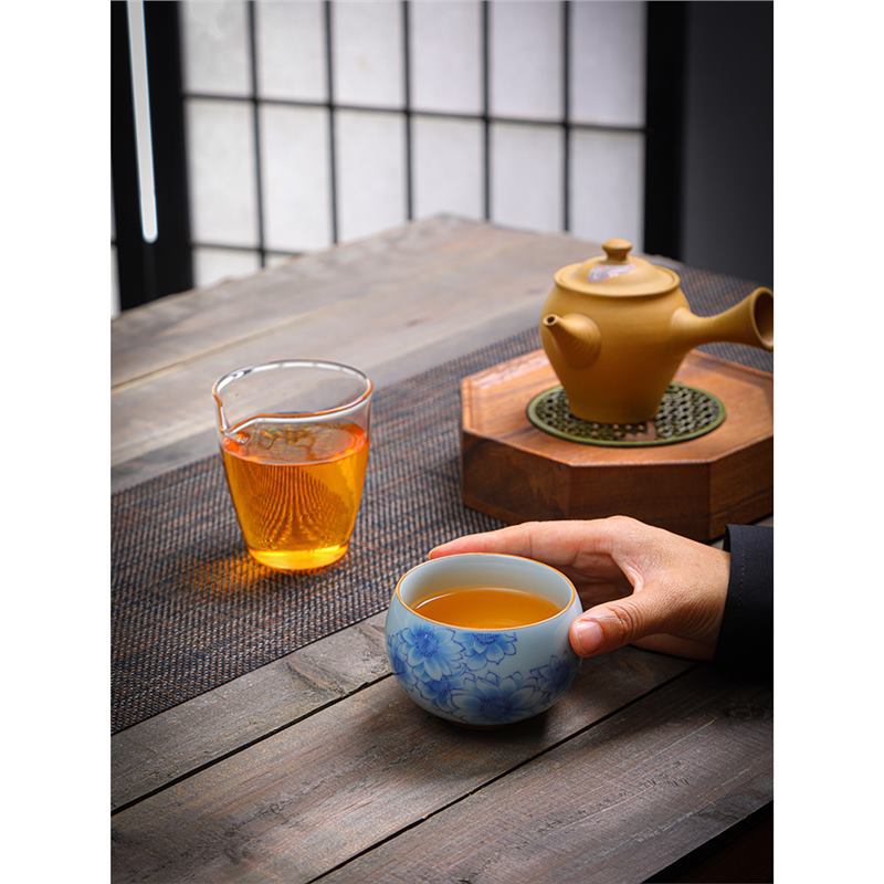 Cốc trà cốc uống trà cá nhân cốc uống trà cao cấp cốc chủ nhân cốc trà nhỏ Kung Fu men ngọc vẽ tay quà lưu niệm