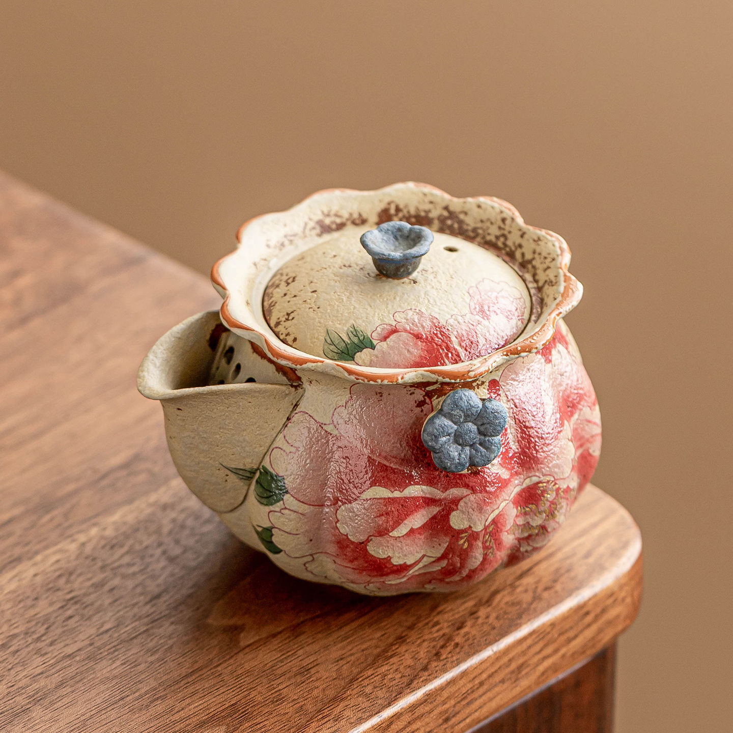 Ấm pha trà hoa đá lửa trắng xanh ấm pha trà bằng gốm sứ cao cấp gia dụng ấm trà