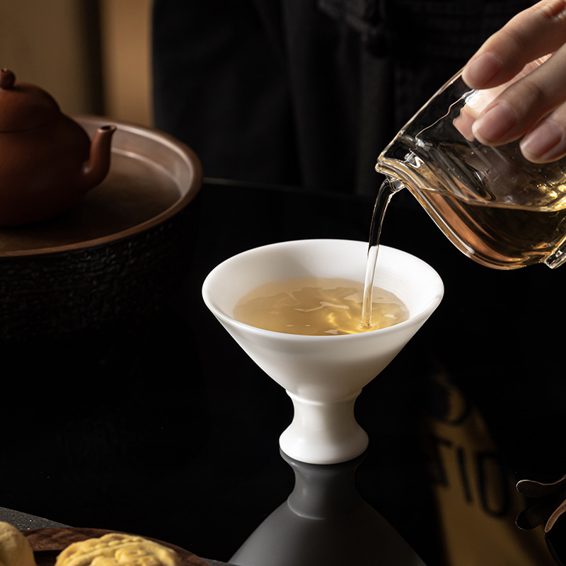 Cốc xô bùn ngọc trắng cốc uống trà cao cấp gốm sứ sáng tạo cốc thưởng thức cốc chủ nhân cốc cốc nước bộ trà Kung Fu Trung Quốc