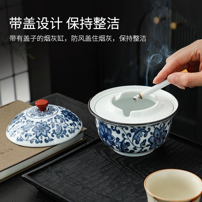 Gạt tàn sứ trắng xanh có nắp chống gió chống bay xám in hoa đầy đủ gia dụng cổ điển đồ trang trí để bàn cỡ lớn cá tính
