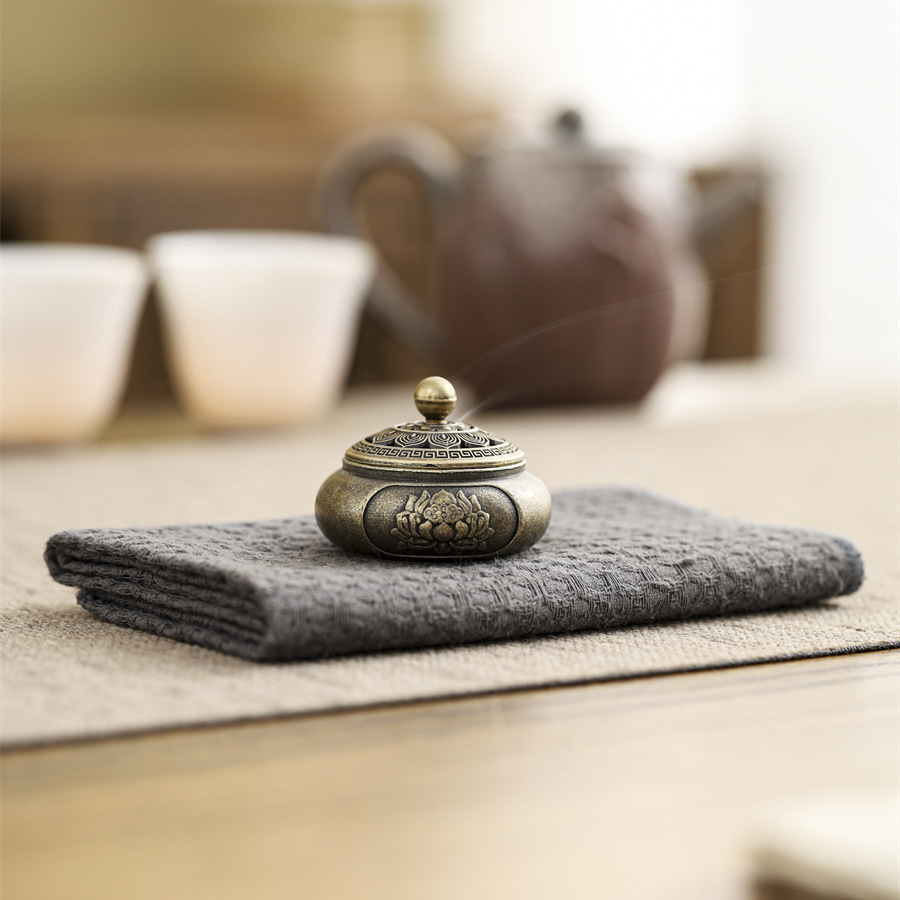 Lư hương hợp kim cắm hương thuyền đánh cá Sanxingdui Xiaoxiangyun không dính gỗ đàn hương lọc không khí, hương thơm lâu dài trong nhà