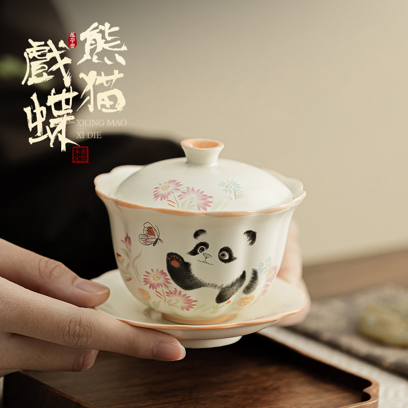 Màu be Dingyao gấu trúc chơi bướm miệng hoa nụ hoa ba cái nắp bát đựng trà gốm sứ dễ thương bộ pha trà đơn bát uống trà