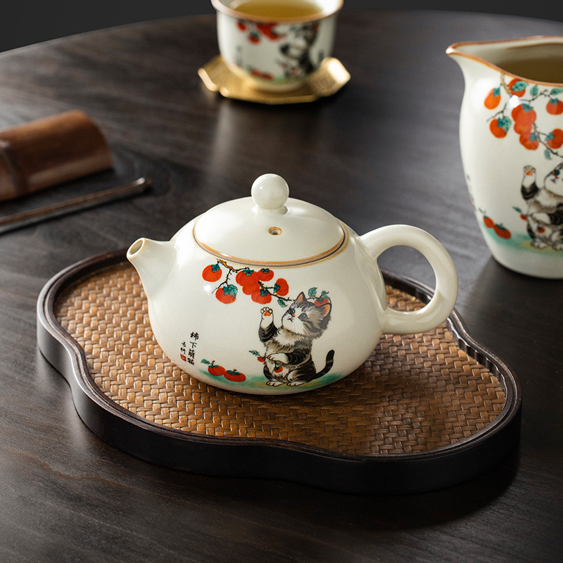 Ấm trà gốm sứ kiểu Trung Quốc mới Ru Kiln Persimmon hình mèo dễ thương dành cho một người, kèm tách trà và bộ ấm chén dùng trong nhà.
