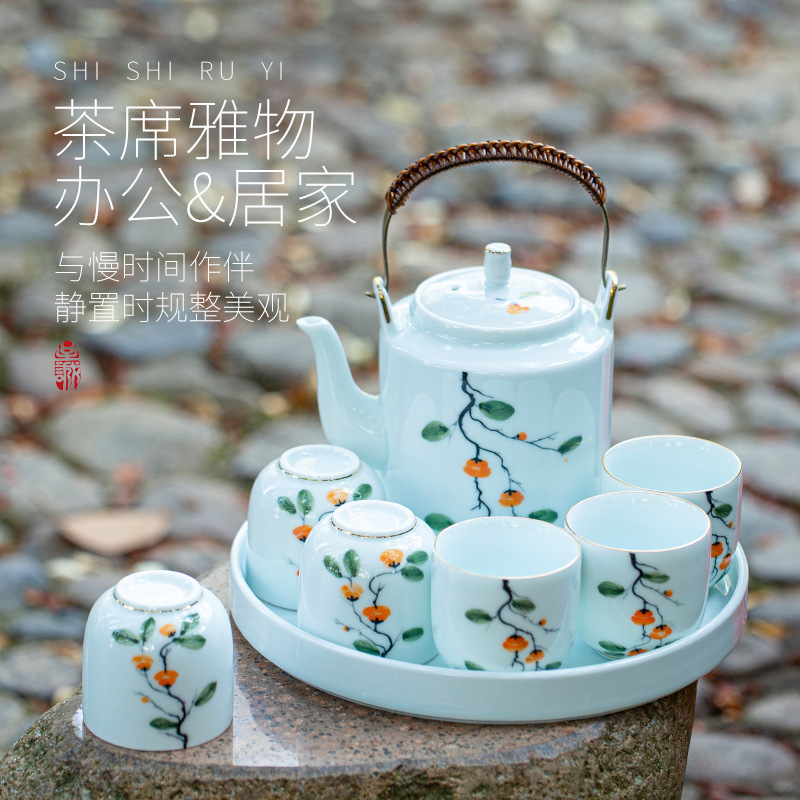 Cốc sứ ngọc trắng Ruyi vẽ tay để phục vụ trà tại nhà, thiết kế thanh lịch theo phong cách Thiền, thích hợp cho phòng khách và khách sạn.