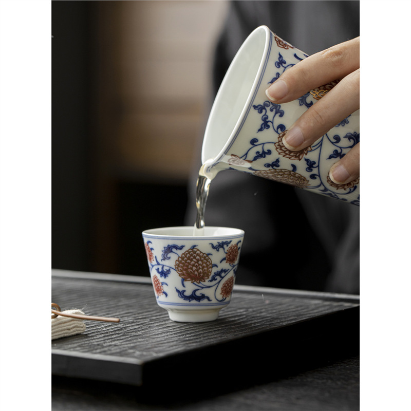 Màu xanh và trắng men đỏ chủ nhân cốc hoa sen kim cương cốc trà gốm sứ cốc khách cốc đơn cốc sản phẩm gia dụng bán buôn cổ điển