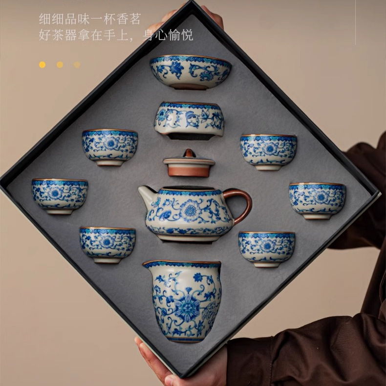 Bộ ấm chén trà Kung Fu men xanh trắng Ru Kiln Cốm Cung Tử Cấm Thành cao cấp, mẫu mới 2026, dùng trong nhà, phong cách sang trọng nhẹ nhàng.