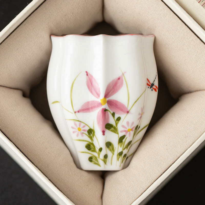 Cốc trà gốm sứ cốc chủ nhân vẽ tay hoa cúc chuồn chuồn dưa lăng cốc Kung Fu trà trà cốc đặc biệt uống trà đơn