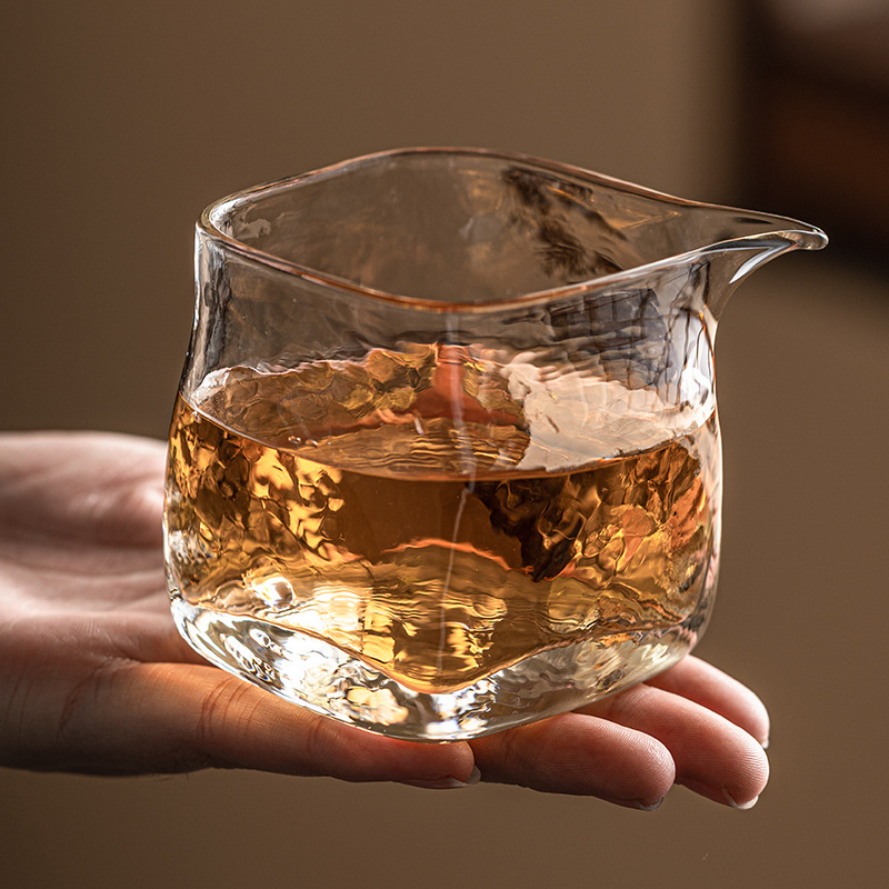 Cốc công bằng vân búa thủy tinh trong suốt cao cấp pha trà biển dụng cụ chia trà dụng cụ pha trà dụng cụ pha trà dung tích lớn gia dụng cốc đều