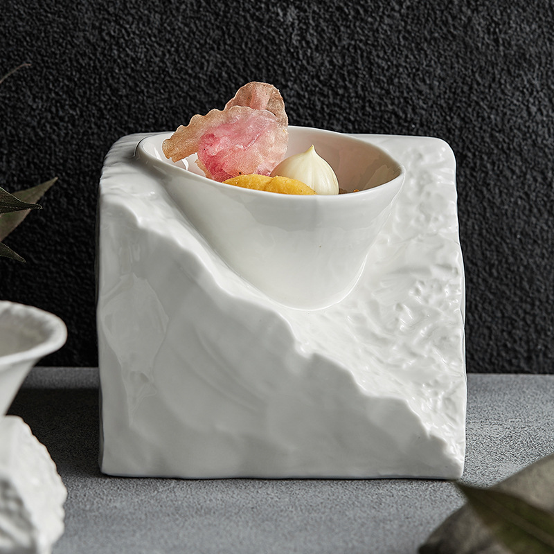 Gốm sứ hoa văn đá Bát súp đặc biệt Bát salad nấu ăn phân tử Bộ đồ ăn sáng tạo không đều quan niệm nghệ thuật Bát rau trắng nguội