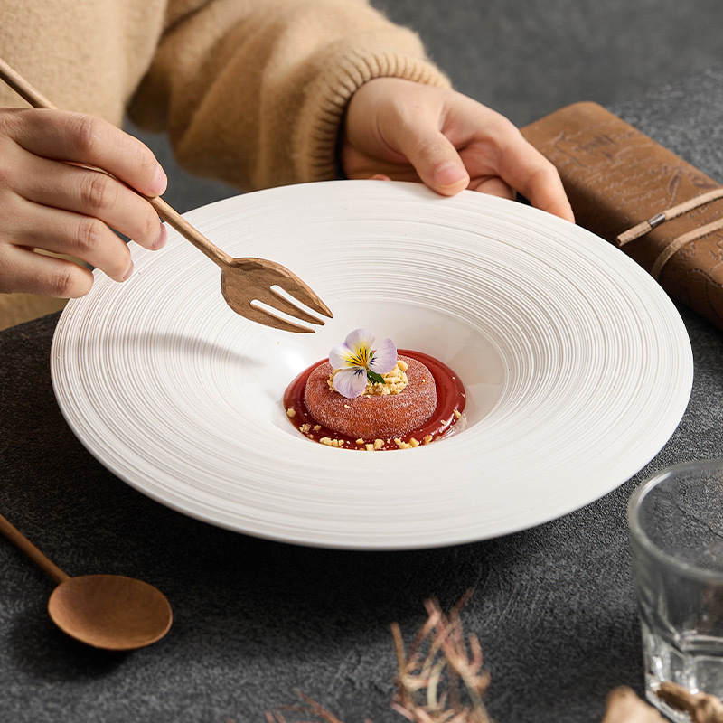 Đĩa canh gốm sứ kéo dây đĩa hình tròn Đĩa gia dụng Bộ đồ ăn khách sạn sang trọng nhẹ nhàng cao cấp Đĩa đồ ăn tây Đĩa bát xô