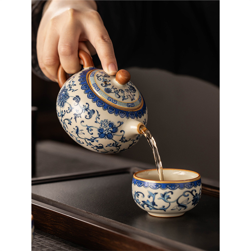 Ấm trà Xishi gốm sứ trắng xanh mới 2024 ấm trà đơn dụng cụ pha trà Kung Fu gốm sứ cao cấp gia dụng