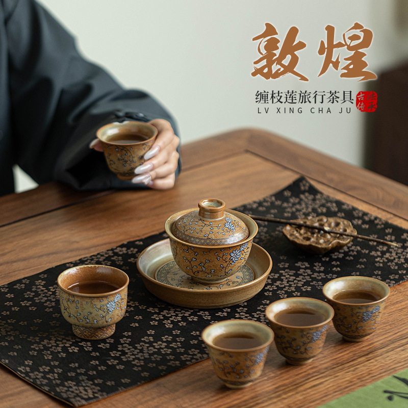 Bộ trà du lịch hoa sen xanh và trắng Bộ trà Kung Fu gốm cắm trại di động Một ấm ba cốc