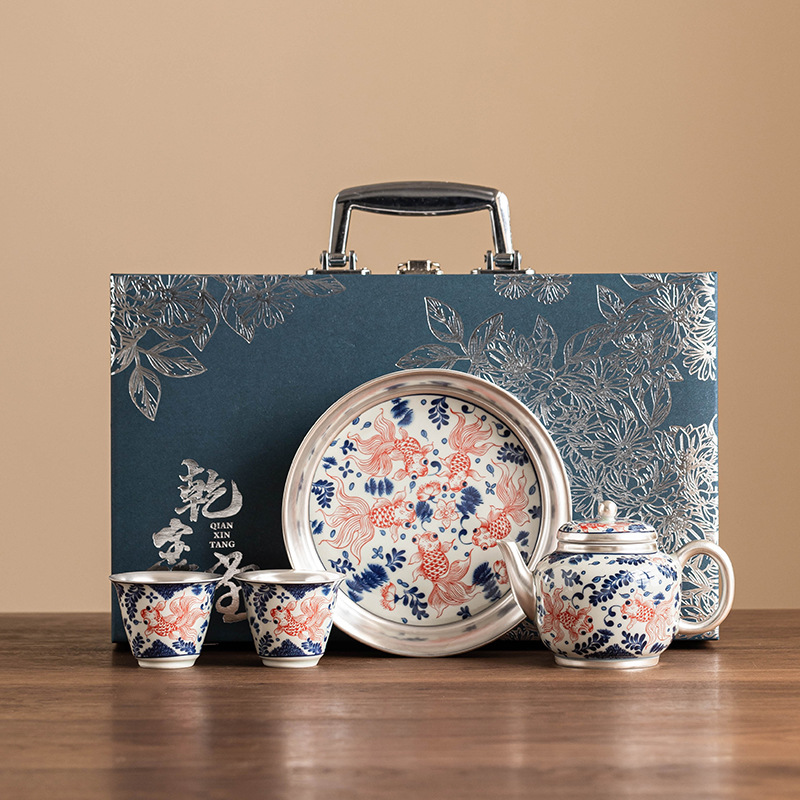 Bộ trà mạ bạc cá vàng chơi nước 999 hộp quà cao cấp một ấm hai chén ấm trà khay trà uống trà dụng cụ pha trà