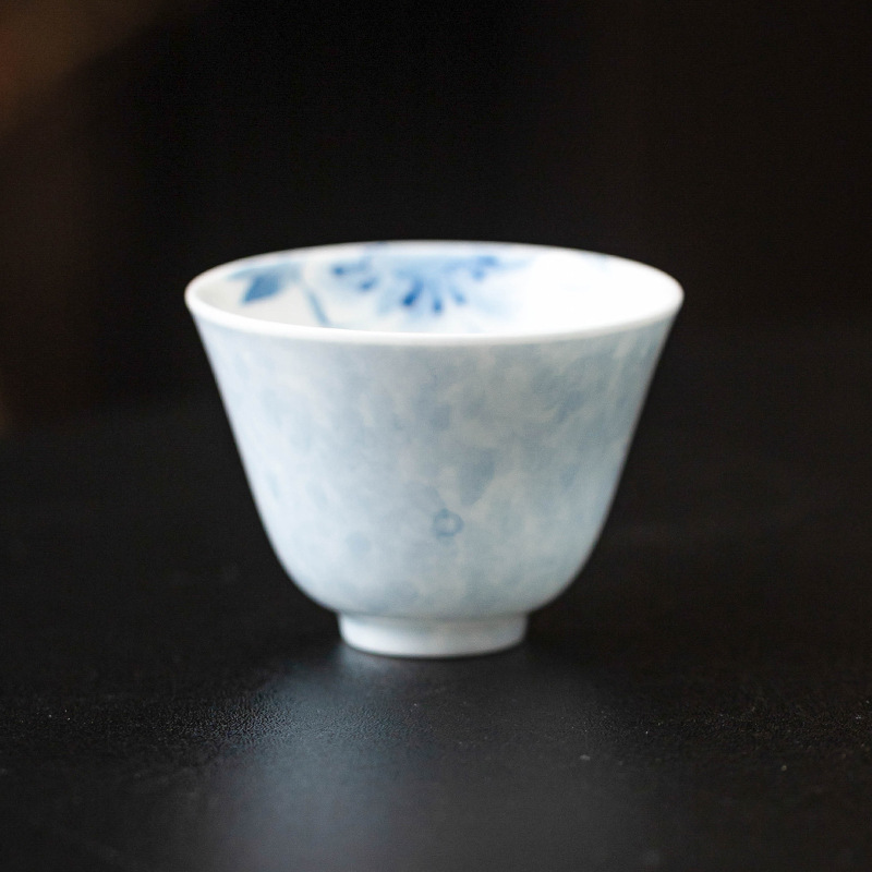 Cốc trà trà nhỏ màu xám thực vật cốc trà hoa huệ xanh vẽ tay cốc uống trà cốc chủ nhân cổ điển Trung Quốc cốc đơn