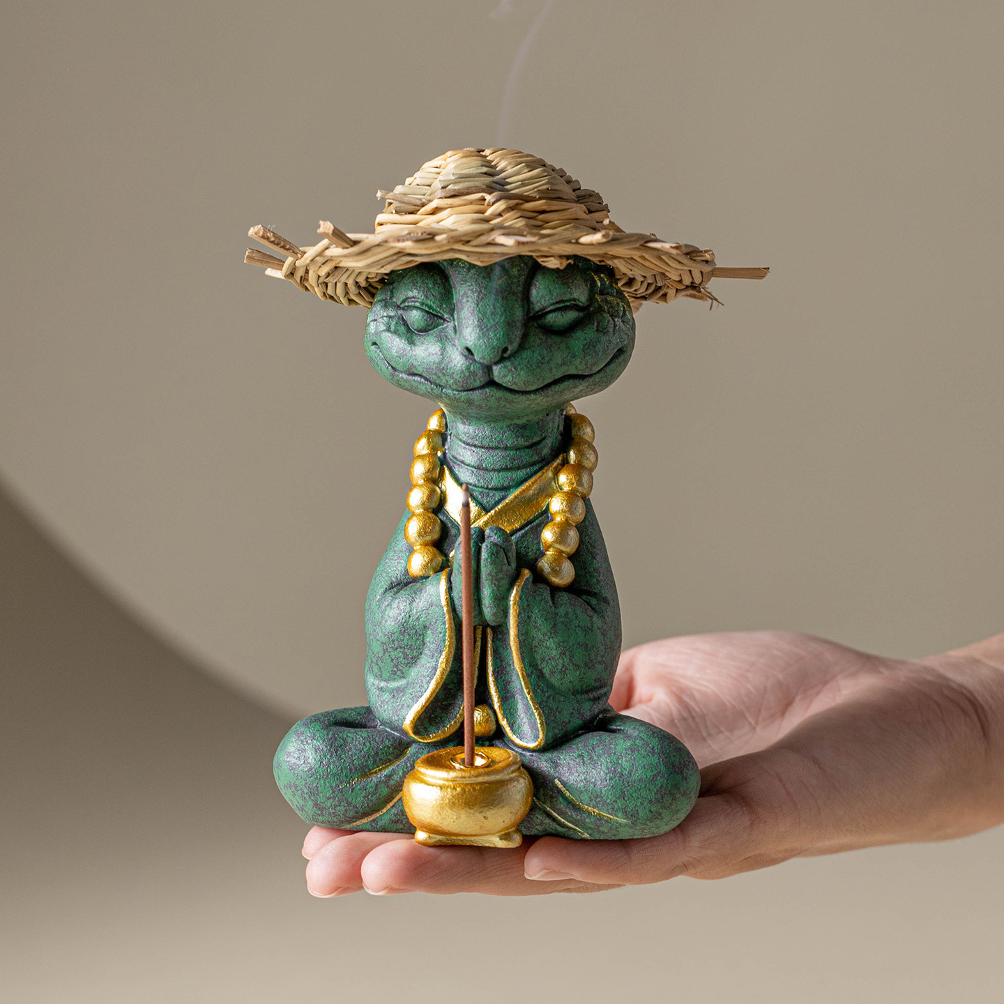 Phong cách Trung Quốc đá sa thạch xanh thu hút tài lộc trang trí văn phòng trang trí máy tính để bàn rắn thiền trà nhà đồ chơi trà thú cưng cầm tay