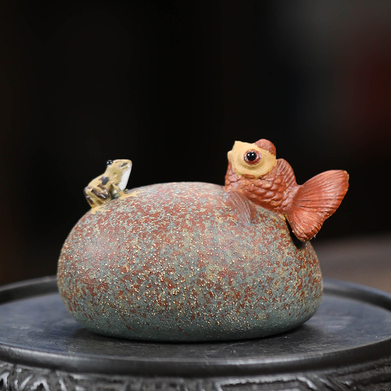 Vật nuôi trà phun nước, cá vàng ếch, trà tử sa, bàn trà, đồ trang trí nhỏ, đá Điêu Khắc Sáng tạo, quà tặng trang trí có thể nuôi được