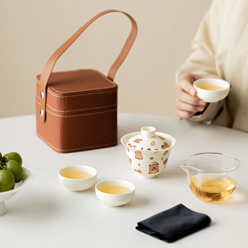 Bộ trà du lịch di động gấu trúc sáng tạo một bát ba cốc cắm trại ngoài trời gốm sứ cầm tay bình pha trà cốc khách nhanh