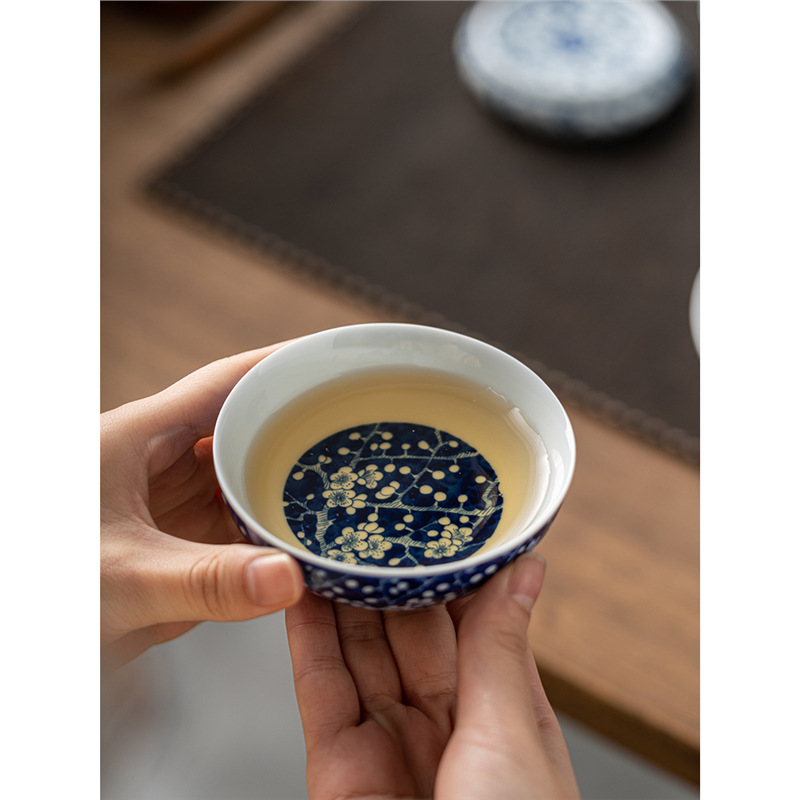 Phong cảnh tráng men màu Pu'er cốc chủ nhân cốc đơn cốc trà gốm sứ cao cấp thủ công vẽ tay sứ trắng xanh đầy màu sắc