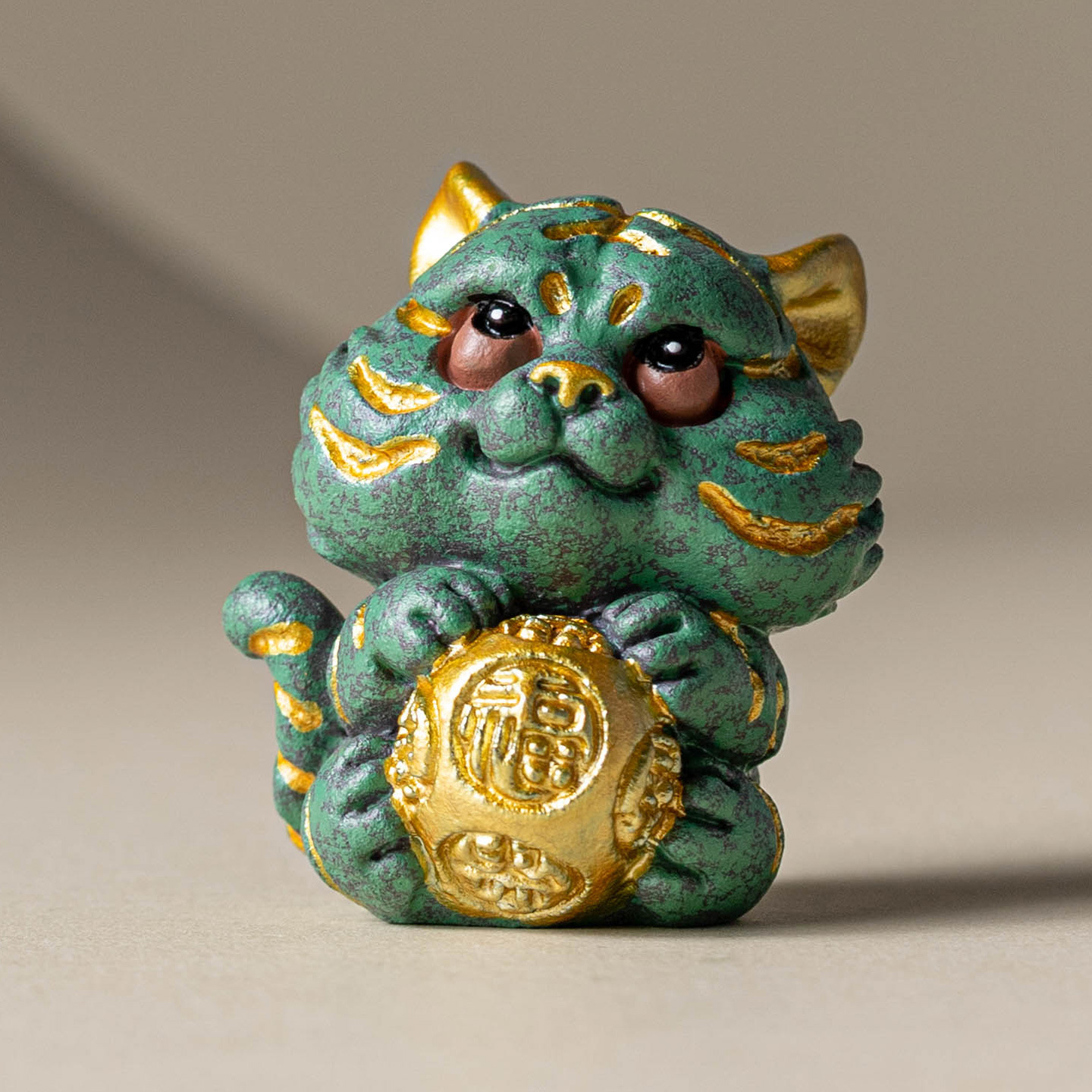 Nhà máy Guochao Trang trí nội thất gia đình Bốn linh hồn Fuju Đồ trang trí thú cưng trà sáng tạo hổ trắng Baofu để bàn trang trí lối vào cảnh quan