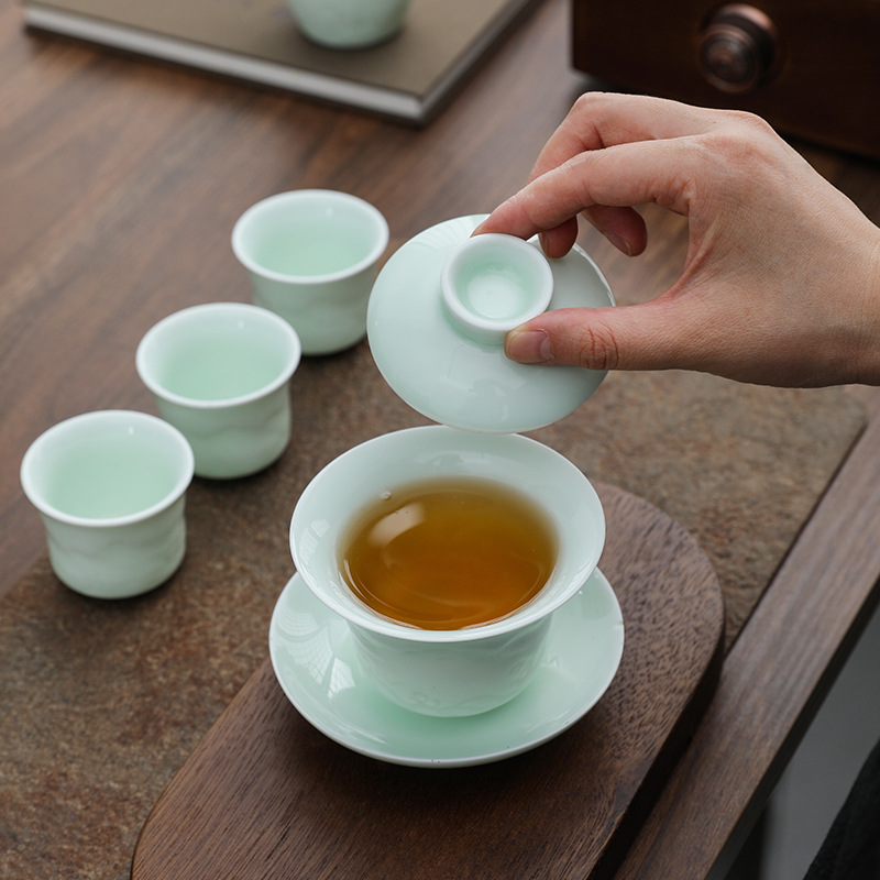 Bộ trà Kung Fu núi biển nổi màu xanh mận Bộ trà hộp quà bộ trà men ngọc bộ gia dụng pha trà khách văn phòng