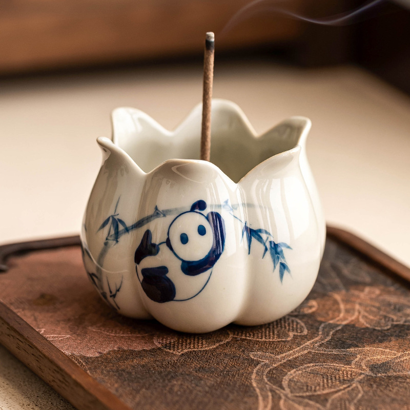 Gấu trúc trúc trúc nở hương lư hương nhang chỉ hương nhang gia dụng gốm sứ trong nhà đế cắm hương đồ trang trí sáng tạo cỡ nhỏ