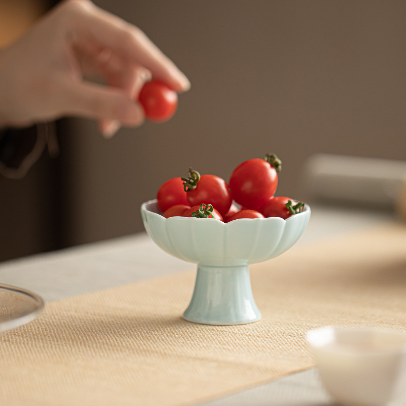 Đĩa trái cây cao gót Qingfeng Đĩa trái cây cao gót gốm sứ Đĩa giải khát Bàn trà nhỏ Đĩa chấm tim Đĩa đồ ăn nhẹ Khay đồ ăn nhẹ