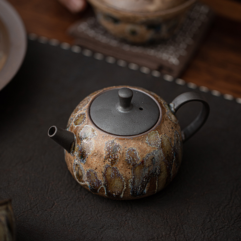 Bộ trà thay đổi lò tráng men sáp ong một ấm hai cốc nhóm trà gốm sứ cổ điển ấm trà có nắp cốc trà kèm quà tặng