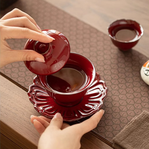 Zhuang Chuiren quặng thô bào thai sắt Tử Cấm Thành màu đỏ hình hoa sen tám cánh ba chỉ có nắp bát gốm sứ pha trà chén trà