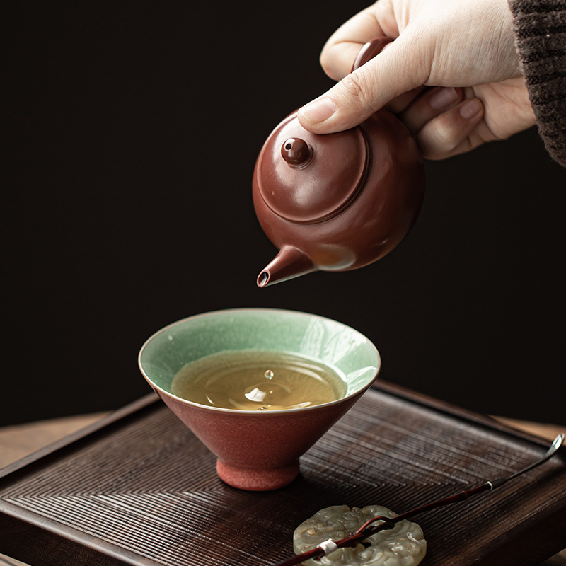 Cốc xô đỏ đậu đũa lò nung cốc trà gốm sứ sáng tạo kiểu Trung Quốc cốc trà cốc trà bộ trà Kung Fu cốc đơn hộp quà