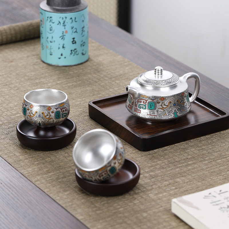 Bộ ấm trà Kung Fu 999 vàng bạc sai bên trong và bên ngoài
