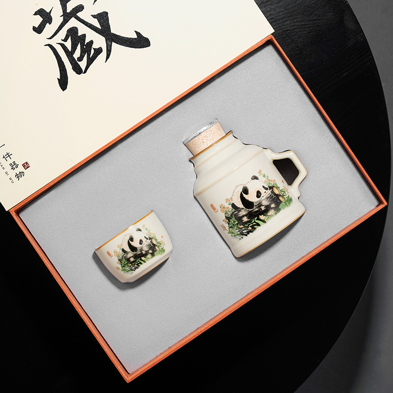 Bảo tàng Cung điện Văn hóa và Sáng tạo Gấu trúc Ấm đun nhỏ Ấm đun trà cho giáo viên Quà tặng sinh nhật Tết Trung thu cho giáo viên