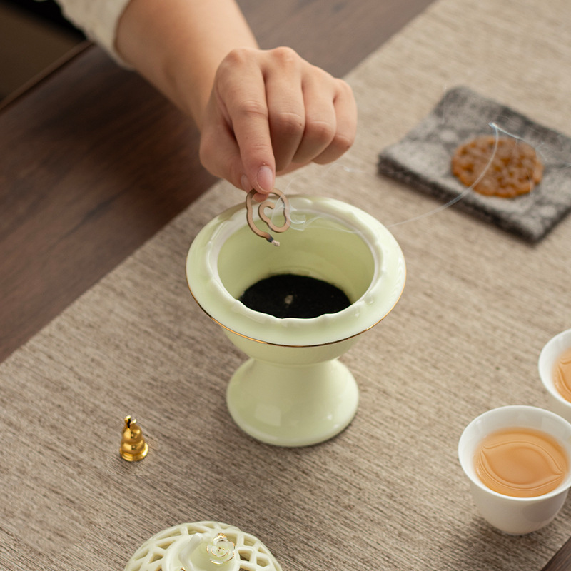 Lư hương thiết kế nguyên bản ghế cắm hương trầm hương bàn trà trong nhà lư xông hương sáng tạo đồ trang trí gốm sứ hộp quà