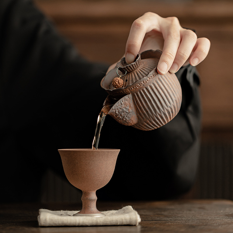 Ấm trà nắm tay kẻ sọc bùn đá cổ dụng dụng cụ pha trà kungfu gốm thô dung tích nhỏ cổ điển kiểu Trung Quốc ấm trà đơn dụng cụ pha trà gia dụng