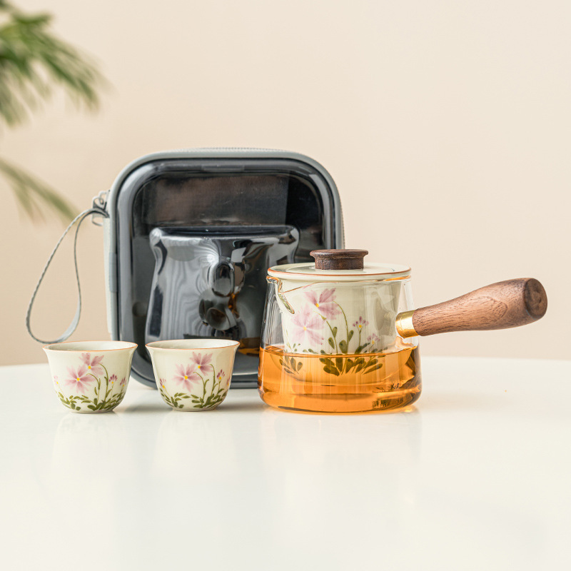 Bộ trà du lịch vẽ tay cúc họa mi nhỏ Bộ trà thủy tinh kiểu Trung Quốc một bình gốm sứ cầm tay hai cốc nhỏ