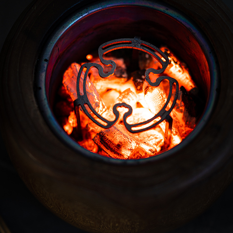 Nồi sắt mới đế đèn cồn nguyên bản bếp ngoài trời chân gỗ chân đế bếp lửa khung bếp lò