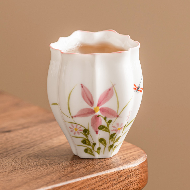 Cốc trà gốm sứ cốc chủ nhân vẽ tay hoa cúc chuồn chuồn dưa lăng cốc Kung Fu trà trà cốc đặc biệt uống trà đơn